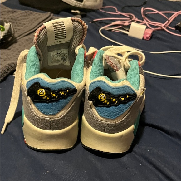 Nike Kids Sneakers in Gray, Blue, and Yellow - Picture 3 of 6